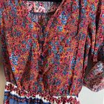 Forever 21  V-neck, long-sleeved romper a multicolor floral print size medium Photo 3