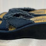 Kathy Ireland  Y2K Platform Sandals 6 Frayed Denim Flip Flops Chunky 2000s Retro Photo 1