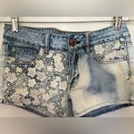 American Eagle  denim shortie with lace detail size 2 100% cotton Photo 5