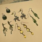Lot Of 5 Costume Earrings Pierced Dangle Green / Yellow Photo 0
