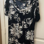 FINAL MARKDOWN Ladies axcess top Large Black Photo 0