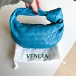 Bottega Veneta  Jodie Mini Knotted Intrecciato Leather Tote Bag in Blue Photo 7