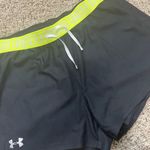 Under Armour Shorts Photo 0