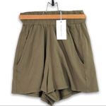 Lovers + Friends NWT - - Green Casual Shorts - XXS Photo 7