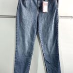 Gloria Vanderbilt  Size 8 Average Women's Amanda Tapered Leg Classic Jeans Photo 3