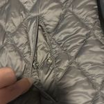Michael Kors Quilted Puffer Jacket (Packable) Color: Silver Size M NWT Photo 2
