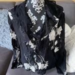 Jones Wear Black&White Floral Sheer Blouse Size 12 Photo 0