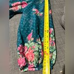 global desi Green Foral A Photo 5