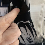 FINAL MARKDOWN Ladies axcess top Large Black Photo 3