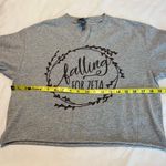 Gildan Falling for Zeta Crop Top Size Medium Gray Notched Neckline Raw Hem Sorority Photo 4