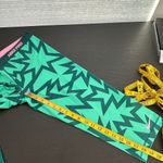 Nike Green Low Rise Elastic Waistband Stretch Cropped Activewear Pants Size XL Photo 10