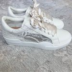 Dolce vita Harryson Ivory Ribbon Lace Up Shoes NEW WITH BOX Sneakers Size 8 Photo 2