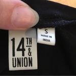 14th & Union ๐บ Scoopneck, Lightweight, Cap Sleeve Tee, Black, Size S Photo 3