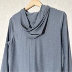 Vuori Women’s Suns Out Performance Full Zip Hoodie Lightweight Heather Gray XL Photo 6