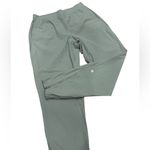 Lululemon 🌿  Adapted State High-Rise Jogger - Green Size 8 🌟 Photo 5