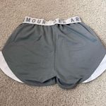 Under Armour  Shorts Women’s Photo 1