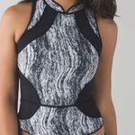 Lululemon ReversibleLululemon Water: Salty Swim Sleeveless Rashie Black Photo 1