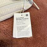 Lululemon  Everywhere Bag Belt Photo 5