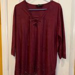 ISABEL HAYLEY BRAND MAROON TOP 3/4” SLEEVE LACE UP TIE IN FRONT LACE LIKE CUTOUT Red Size L Photo 3