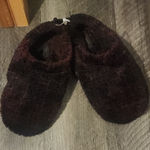 SKIMS  Plush Maroon Women's Slippers Photo 0