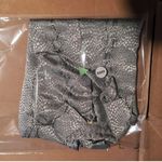 Alain Gerard Women's Snake Skin Blouse, Size 4 Silver Gray Top, Button Front Top Photo 6