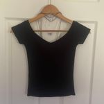 Abercrombie & Fitch A&F Black Ribbed V Neck Crop Photo 6