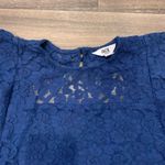 Steve Madden Jack by BB Dakota dress. Size. XS. Lace overlay. Flutter sleeves. Photo 1