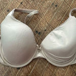 Victoria's Secret Victoria’s Secret 34DD Body by Victoria lined perfect coverage bra Photo 0