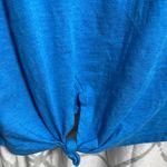 Blue Short Sleeve Tee with Beachy Graphic Size L Photo 3