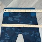Lululemon Clip In Crop Capri Leggings Teal Blue Camo Size 6 Athletic Yoga Photo 8