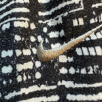 Nike Dri-Fit Women Legging Black White Geometric Elastic Waist crop size large Photo 6