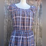 LC Lauren Conrad Grey Plaid Pleated Neckline Cap Sleeve Dress Size S Photo 2