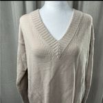 Athleta  V-Neck Sweater woman's Sz small Ribbed Knit Trim,‎ Relaxed Fit, Neutral Photo 6