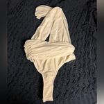 House Of CB  Cheyanne Ecru Gathered Bodysuit Size M NWOT Photo 4