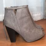 Qupid  shoes size 6 1/2 Photo 3