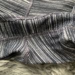 Lululemon Women’s 4 Align Crop 21" Cross Waist Mini Space Dye Herringbone Heathered Black Photo 4