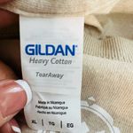 Gildan  Cruising Canada & New England Graphic T Shirt  Photo 3