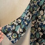 Fun 2 Fun Green Tan Floral Print Long Wide‎ Sleeves Size XL Photo 1