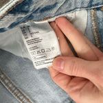 H&M Size 2 High Rise Pale Wash Mom Ankle Jeans Photo 2