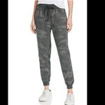 Splendid Camo Joggers Women’s Small Green Drawstring Pocket Rayon Pants Photo 1