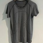 Lululemon  Swiftly Tech Short Sleeve Photo 0