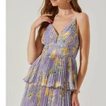 ASTR THE LABEL Zaida Dress Lilac Yellow size Large Photo 1