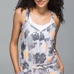 Lululemon Athletica abstract lightweight running runsie romper size 6 Photo 0