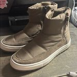 Blondo  Waterproof Beige Suede & Quilted Zip Up boots Photo 4