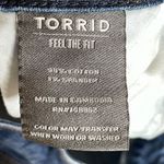 Torrid  Boyfriend Straight Medium Wash Jeans Size 18T Photo 4
