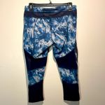 Lululemon - Mesh With Me Crop Leggings- Seaside Alberta Lake/Naval Blue- Size 8 Photo 3