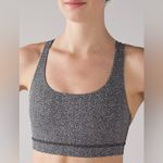 Lululemon  Energy Bra Criss Cross Back Power Luxtreme Ripple Jacquard Black White Photo 3