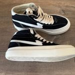 Stepney Workers Club Hi Photo 2