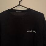 Brandy Melville ‘uh huh honey’ Cropped Crewneck Photo 1