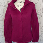 Gap  cardigain, Size Medium‎ Photo 0